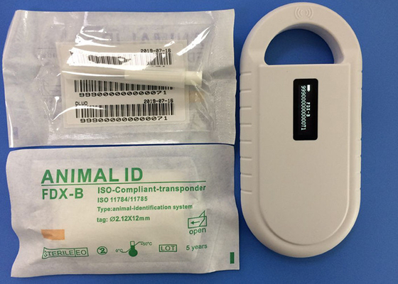Yeniden Kullanılabilir Enjektörlü RFID ISO Transponder Mikroçip 6 Çıkartma 2.12 * 12mm Enjekte Edilebilir Transponderler