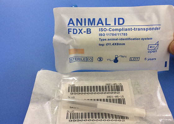 Evcil Hayvan / Kedi / Köpek ISO Transponder Mikroçip Tanımlama 3 Çıkartma Enjekte Edilebilir Transponderler